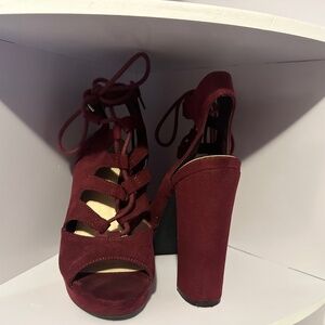 Bar III-  Burgundy Faux Suede block heels lace up
